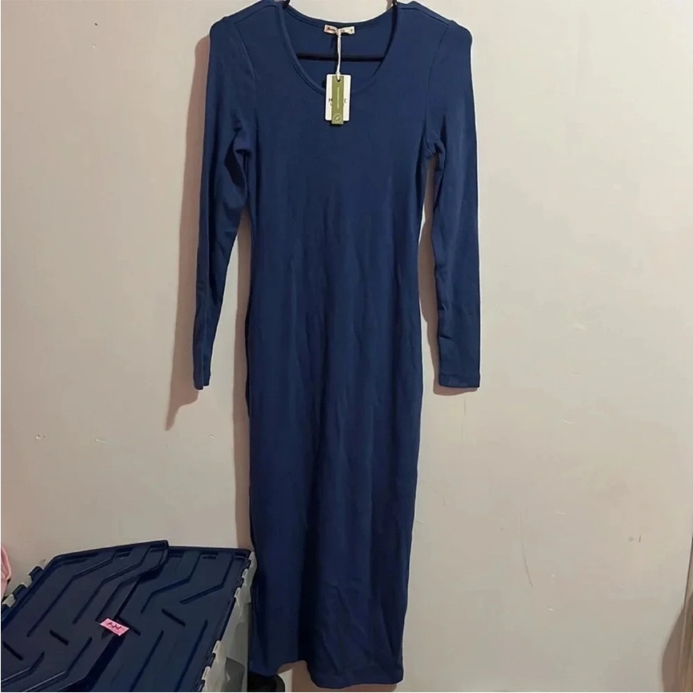 Marine layer Lexi Rib Long Sleeve Midi Dress size xs
Double line - Picture 3 of 4